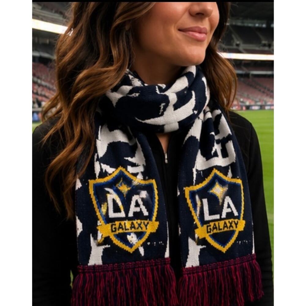 LA Galaxy MLS Soccer Scarf Navy White Gold Fringe Supporter Fan Gear